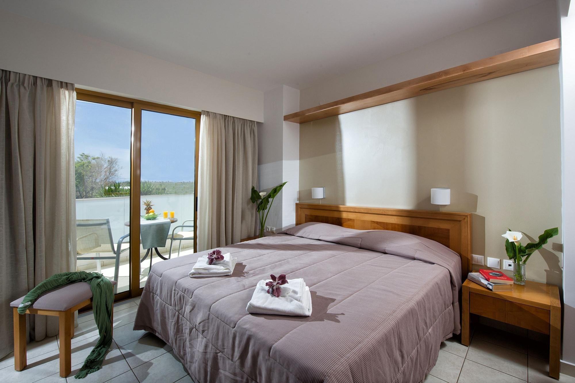 Mary & Mary Royal 3* Platanias